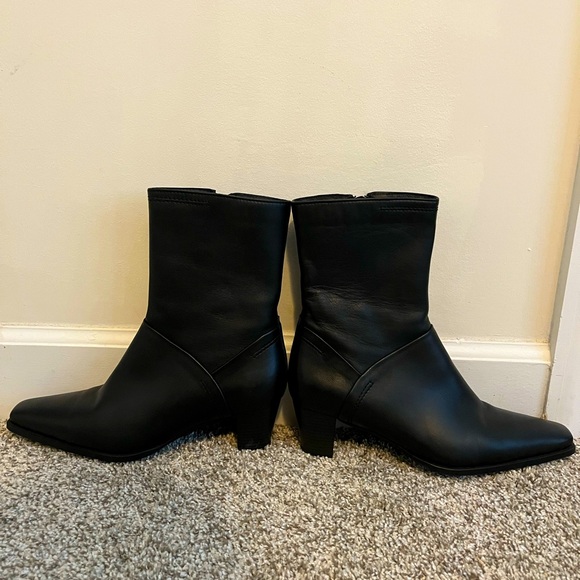 Free People Sienna Black Leather Ankle Boot - Picture 1 of 8